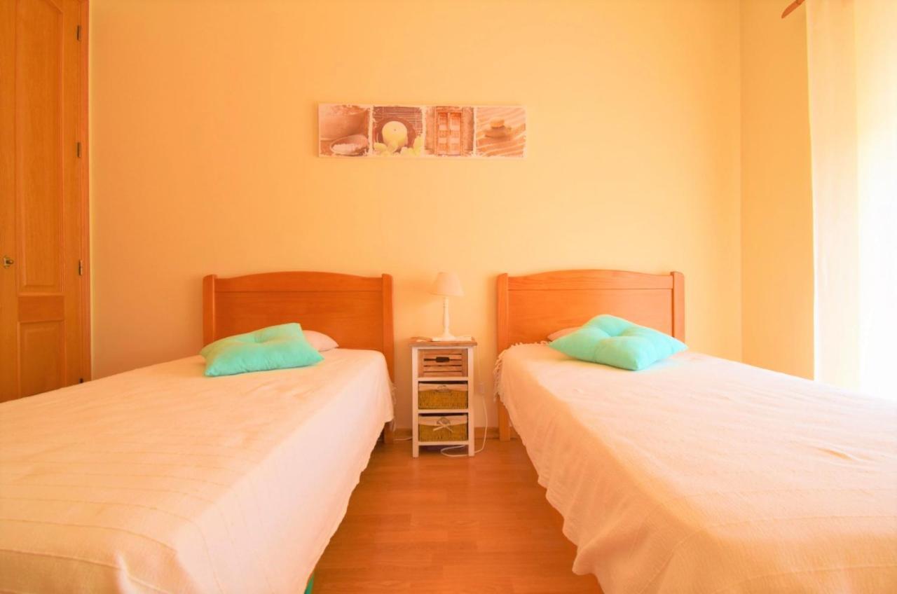 Apartamento Private Large Terrace Facing The Swimming Pool Guia  Exterior foto