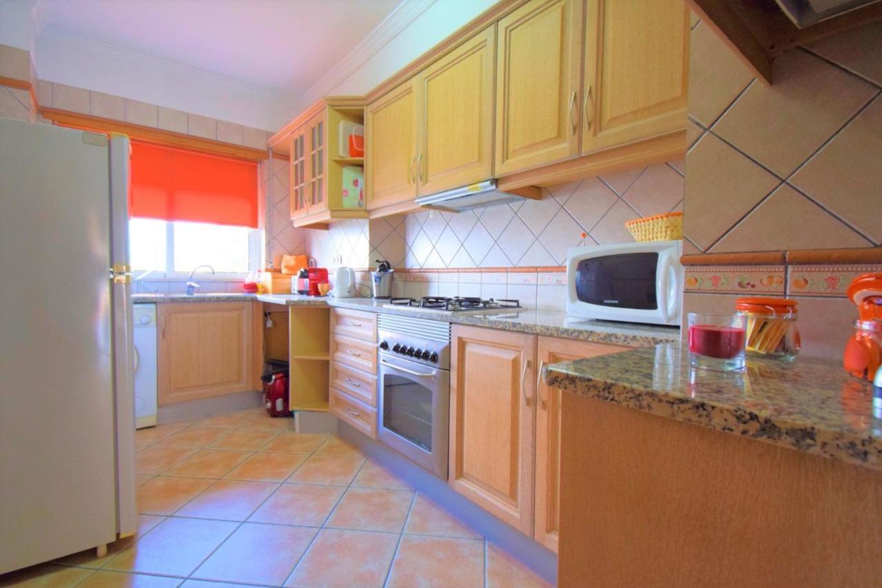 Apartamento Private Large Terrace Facing The Swimming Pool Guia  Exterior foto